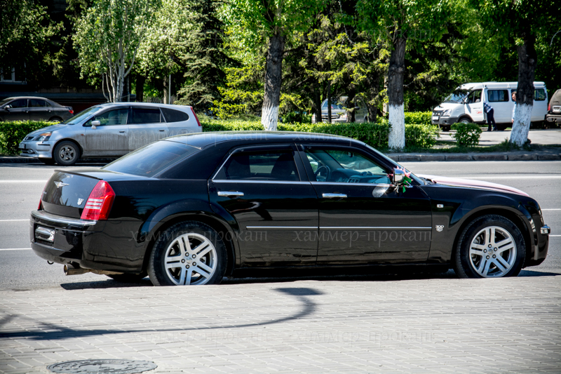Крайслер С300