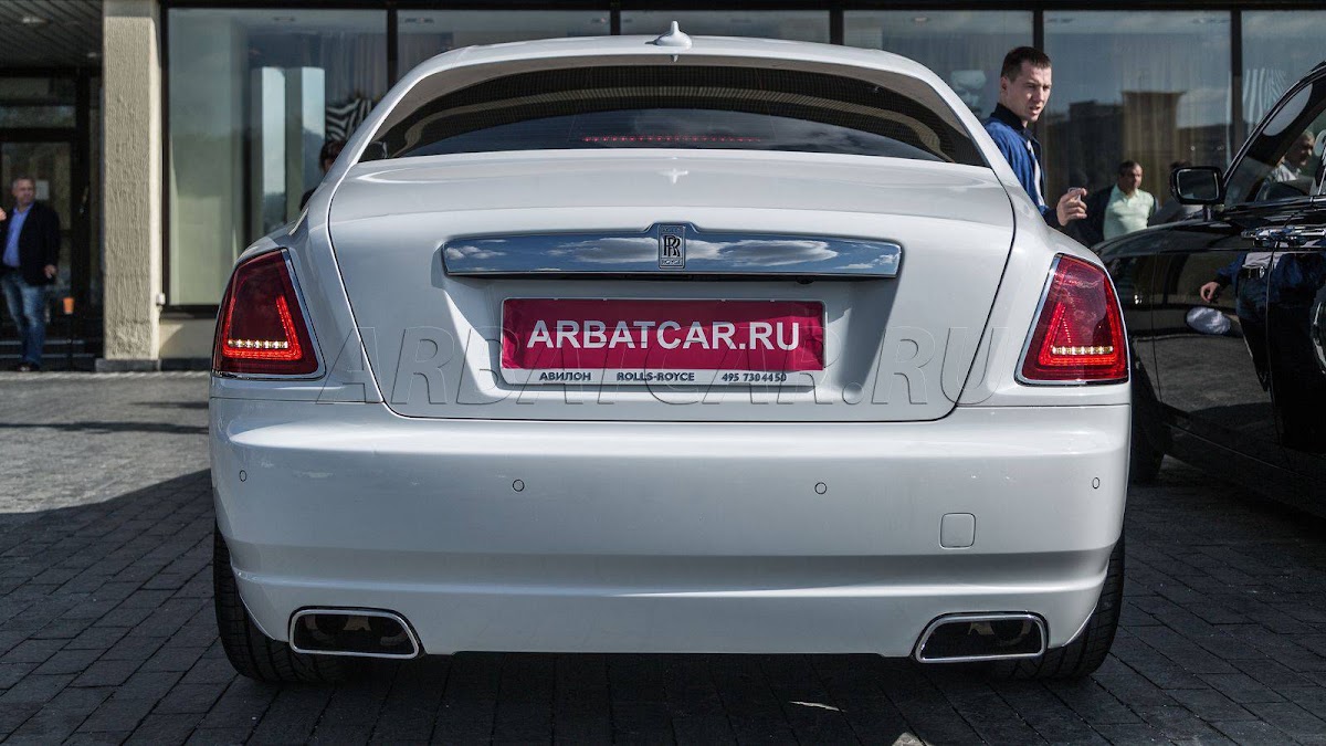 Rolls-Royce Ghost — кадр 5 из 12