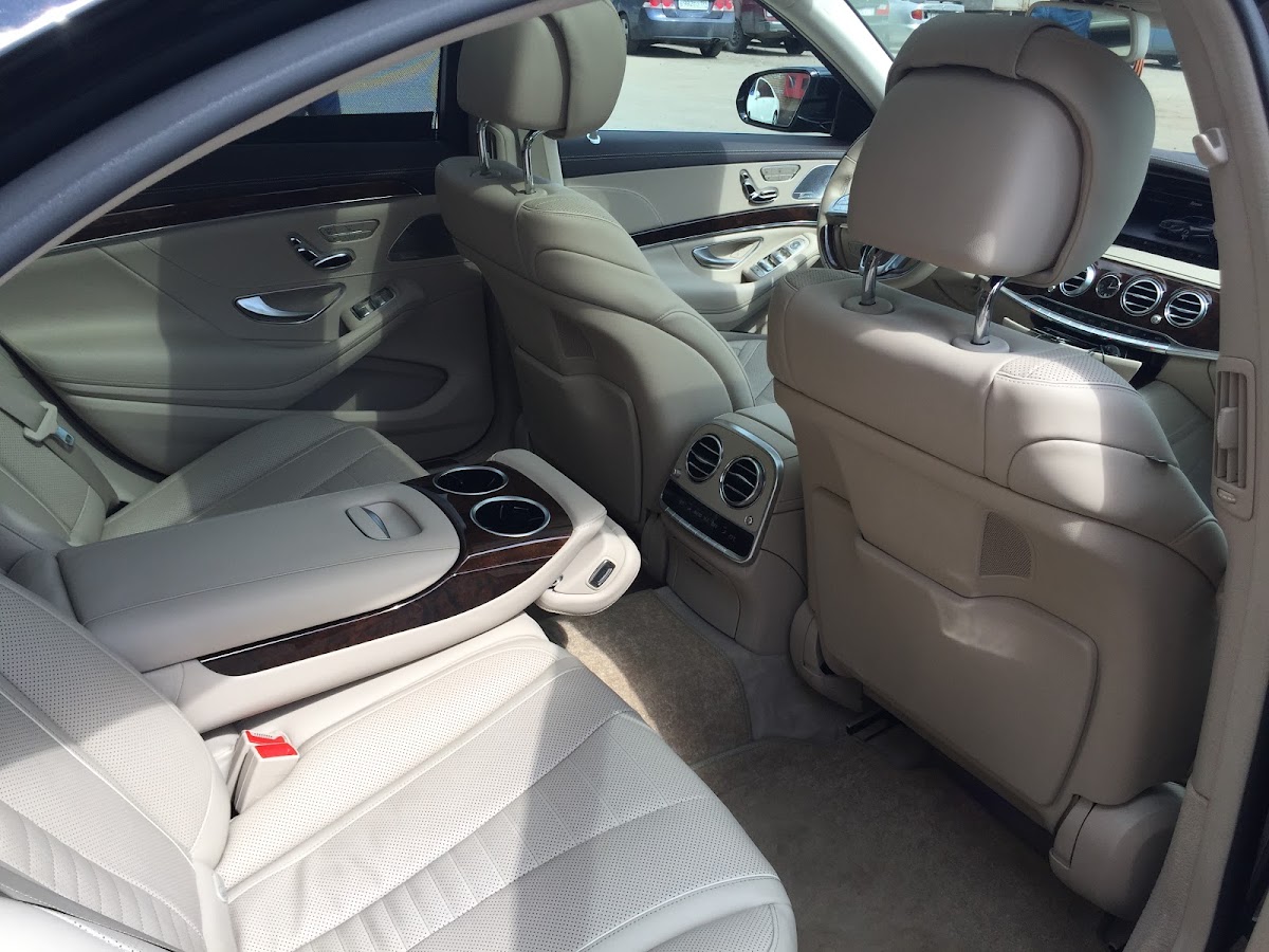 Mercedes S500 (w222 черный на светлом салоне — кадр 5 из 8