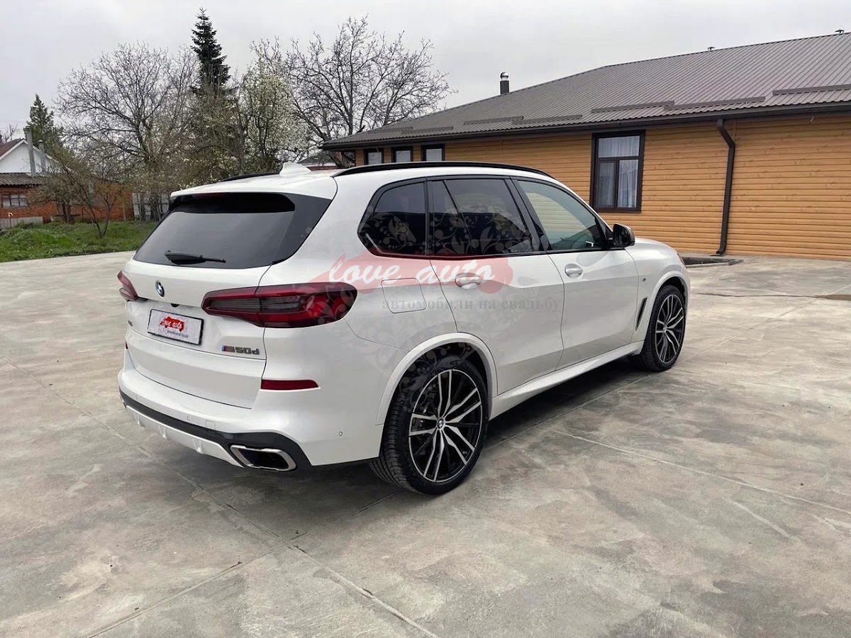 BMW X5 — кадр 2 из 4