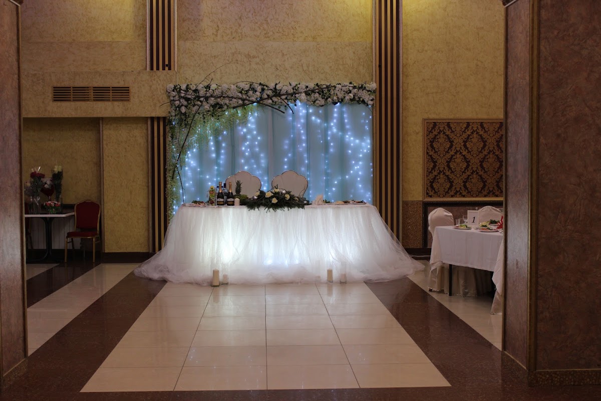 Wedding decor studio CONFETTI