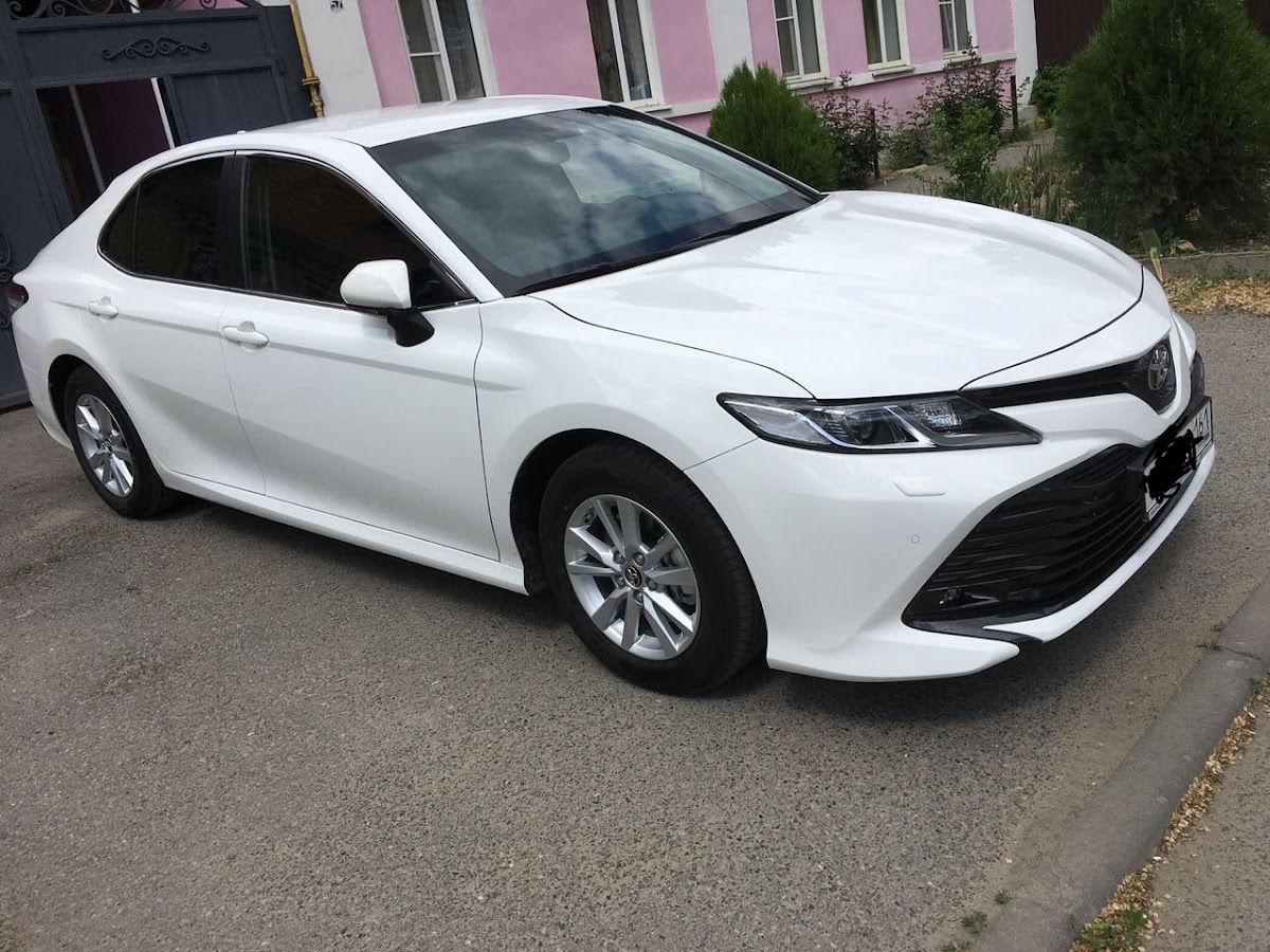Toyota Camry для свадебных торжеств — кадр 3 из 4