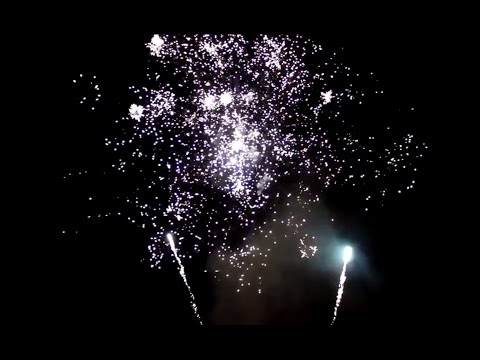 Видео свадебных фейерверков и салютов