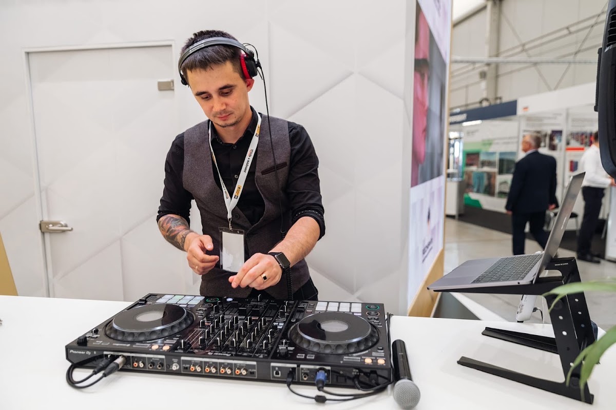 WORK DJ