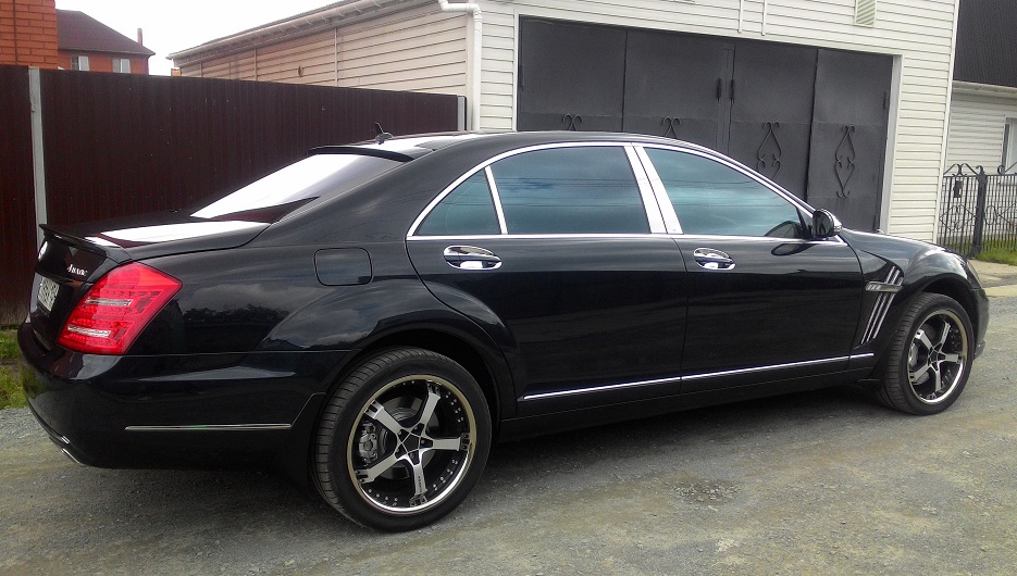 Mercedes-Benz S 500 W221
