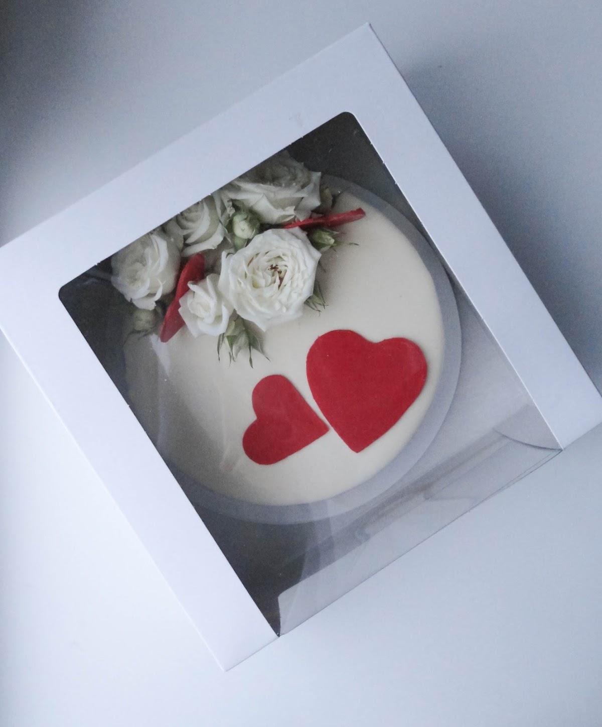 Муссовые торты от Alice's Wonder Cakes