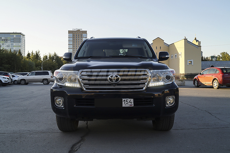 Toyota Land Cruiser 200