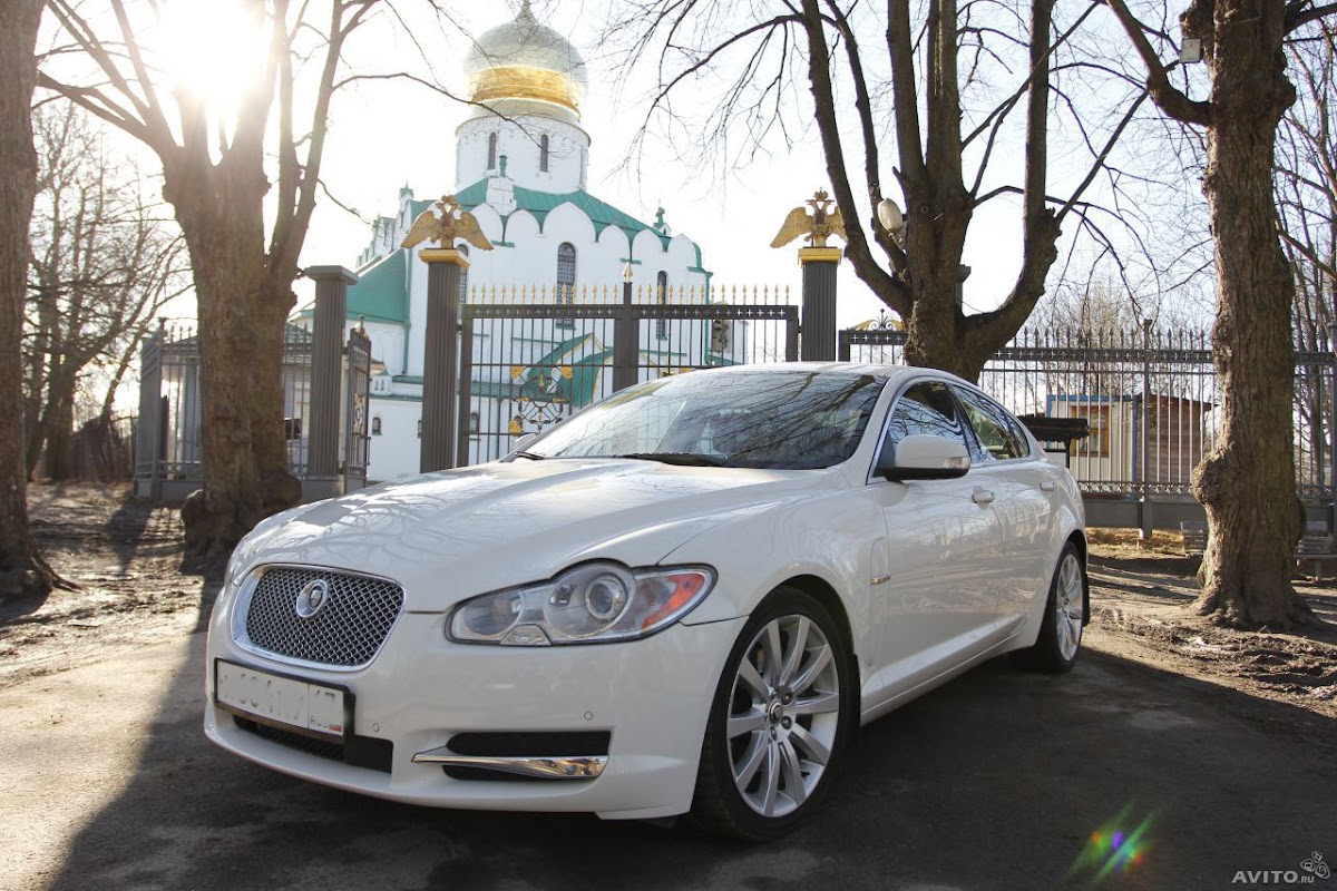 Jaguar XF