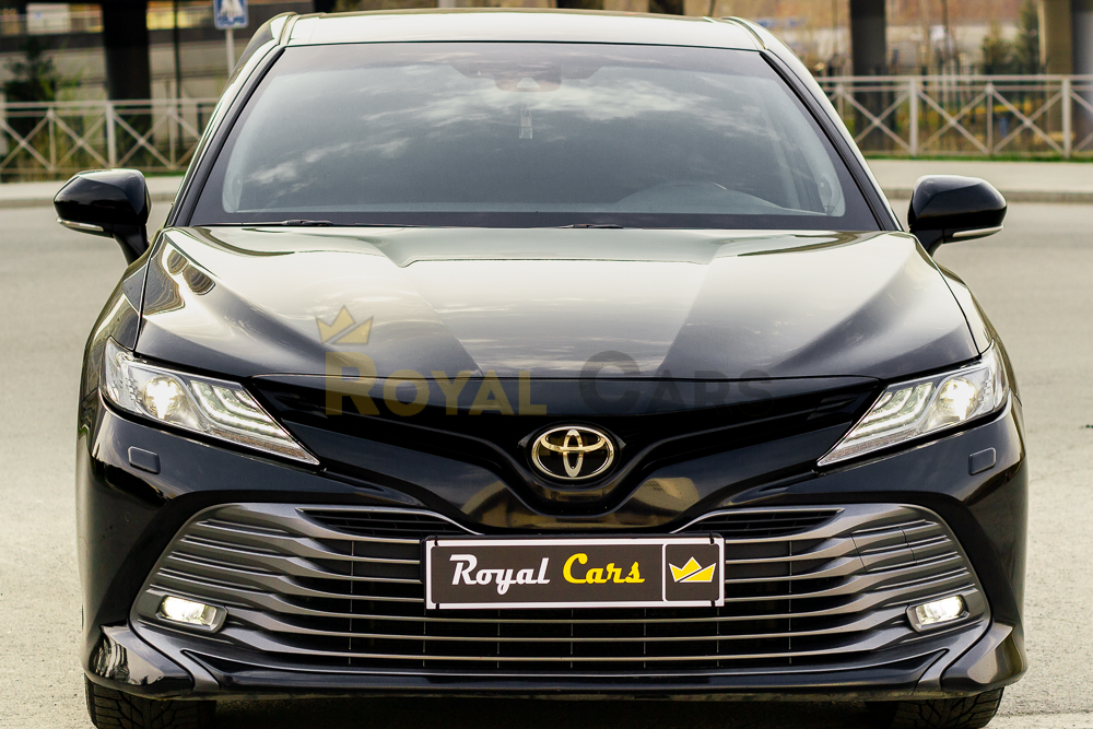 Toyota Camry V70