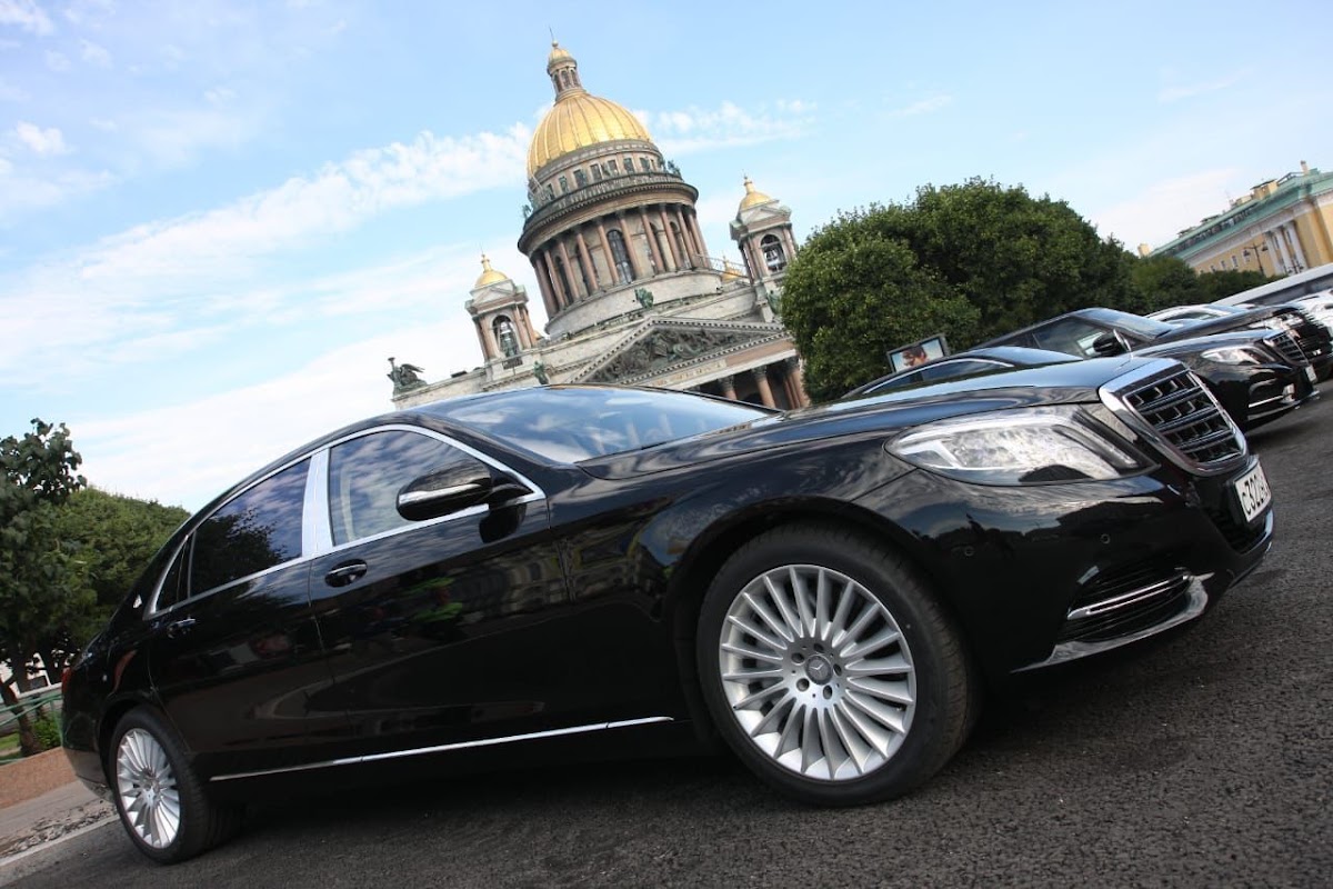 Mercedes-Benz Maybach S500 — кадр 3 из 7