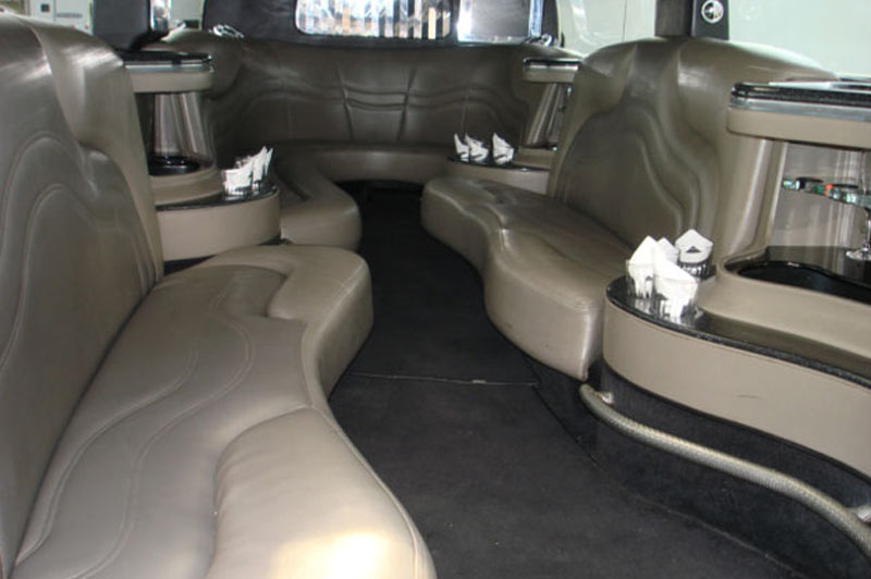 Hummer H2 Mega — кадр 2 из 2