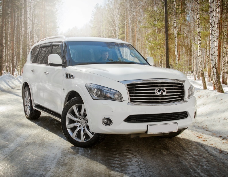 Infiniti QX80
