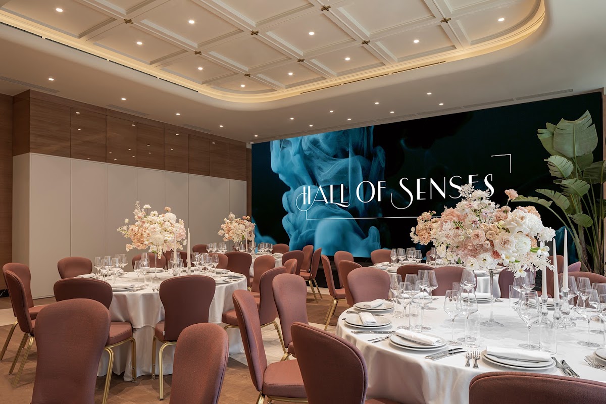 Hall of senses