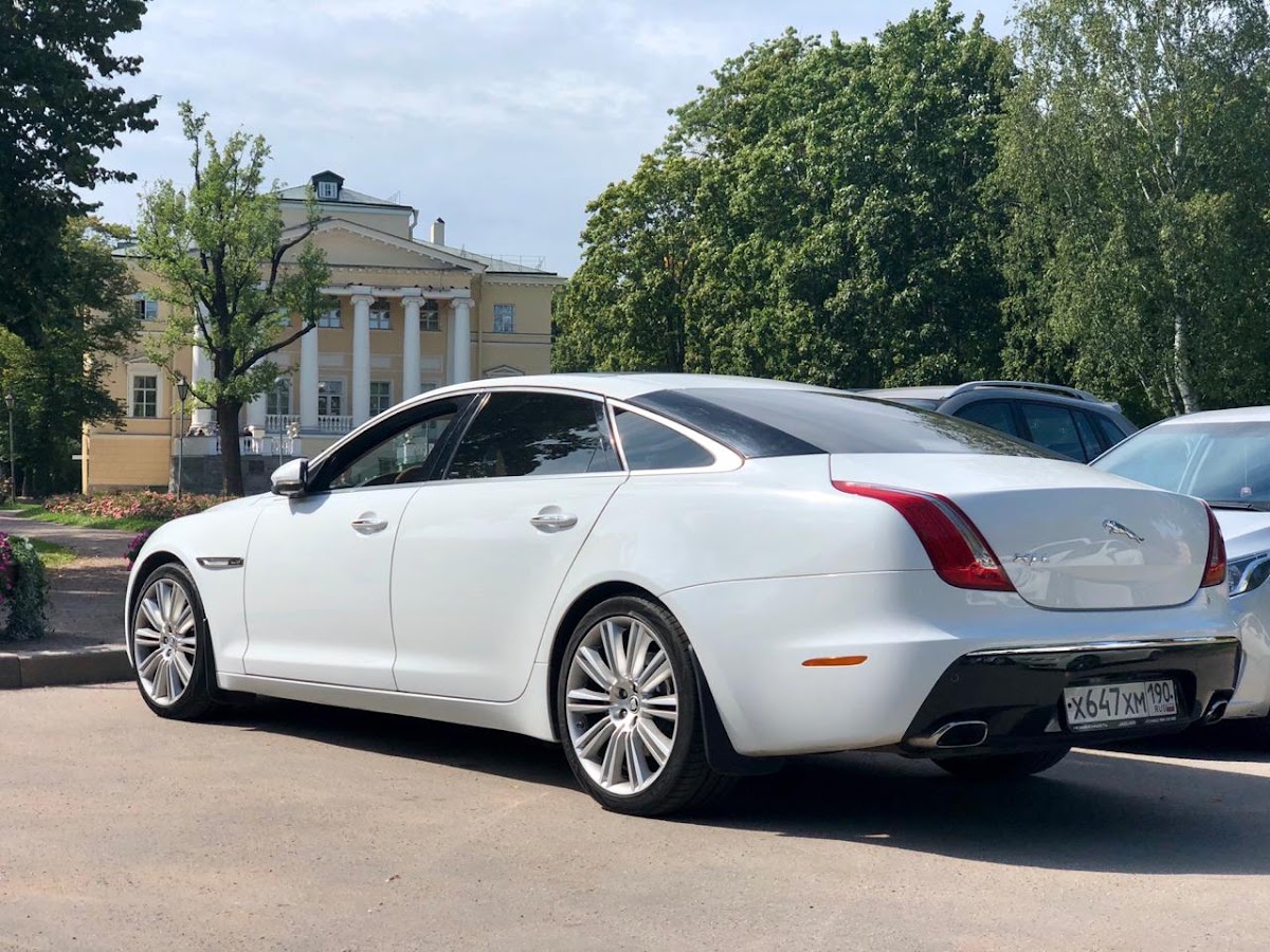 Jaguar XJ Long