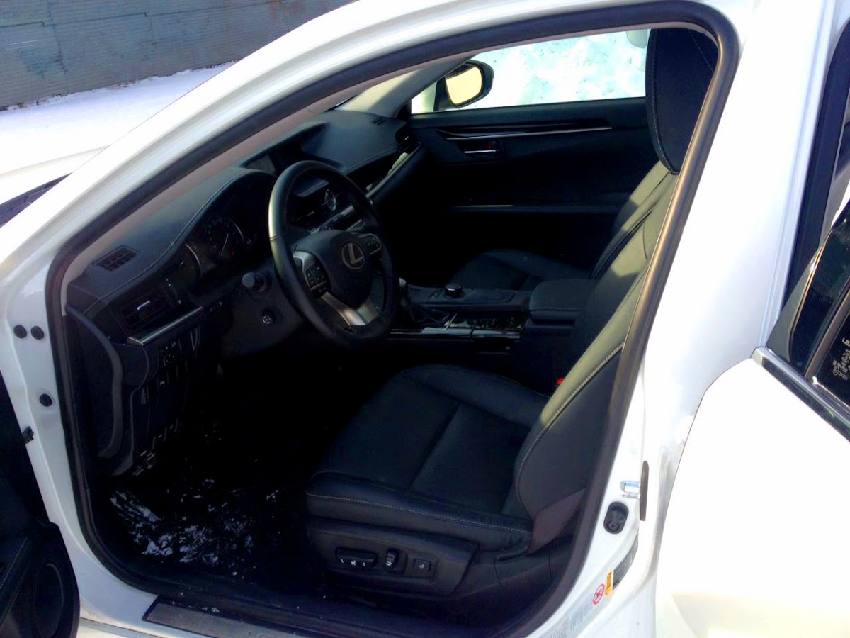 Lexus ES200