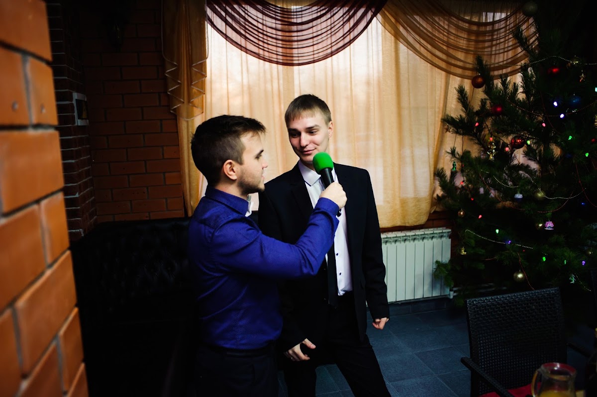 Руфь and Max