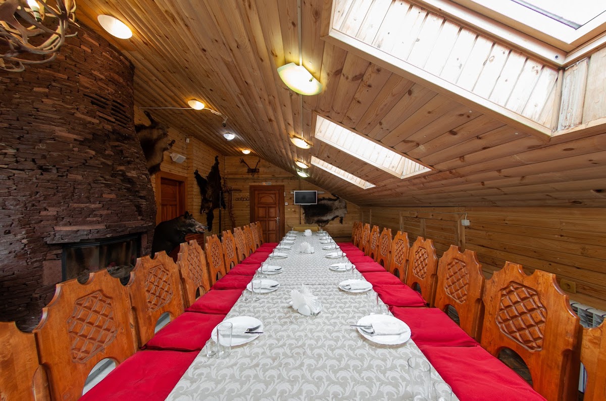 Каминный зал