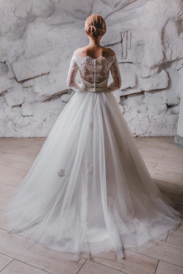 Loretta 1828 — кадр 2 из 3