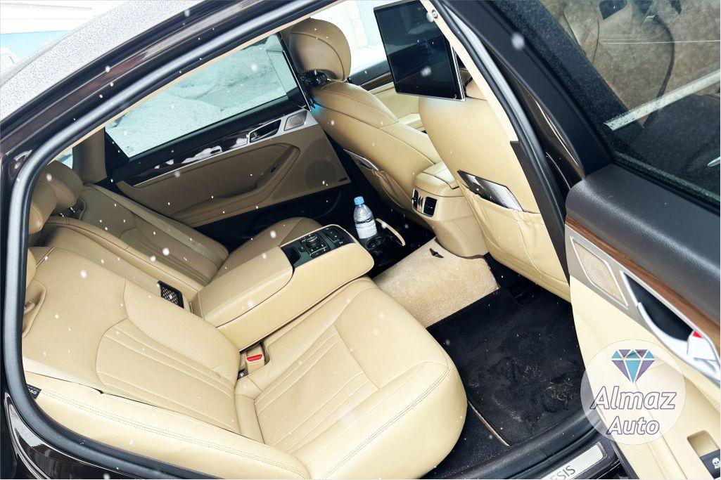 Hyundai Genesis G80