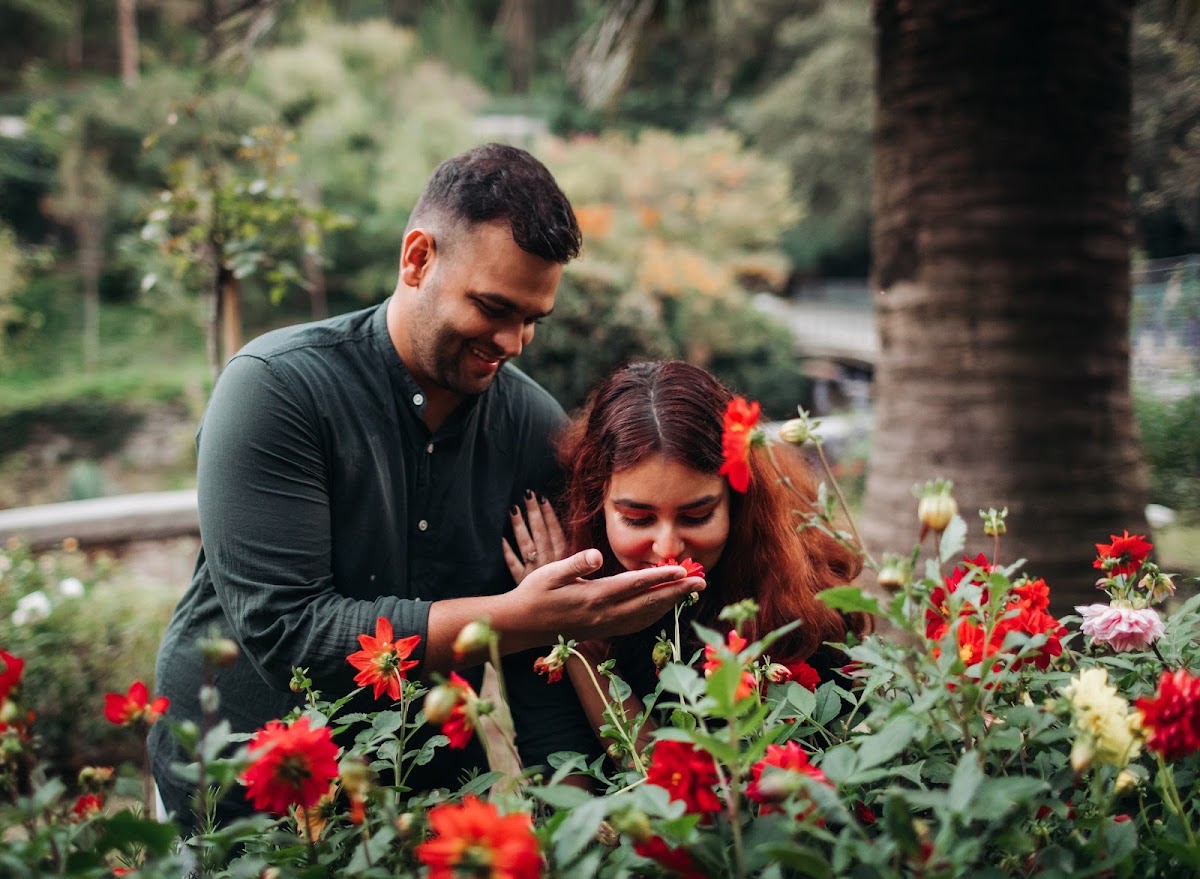 Aamer & Anmol Love Story - Tbilisi Gardens