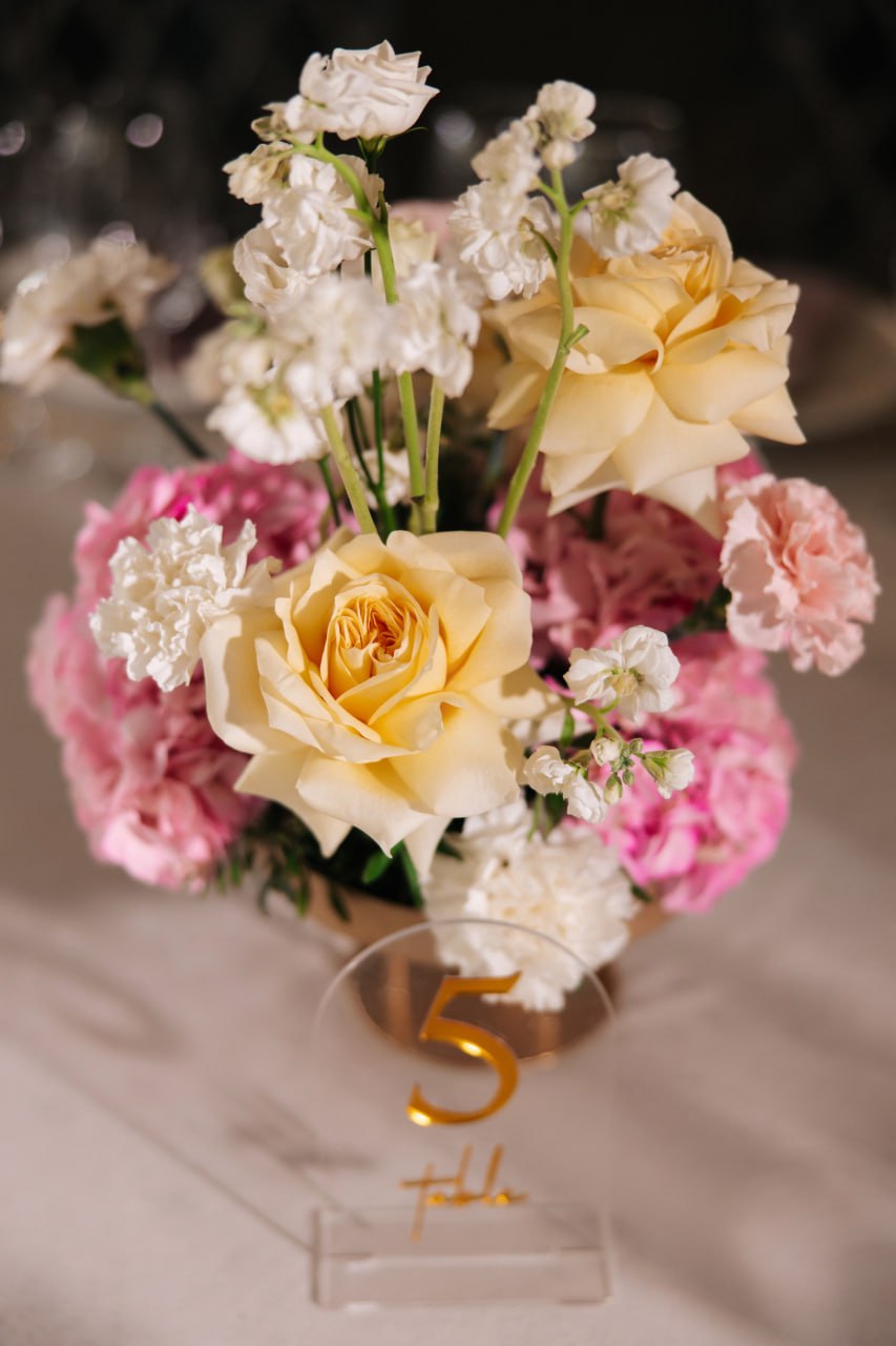 ‘сompletely pink’