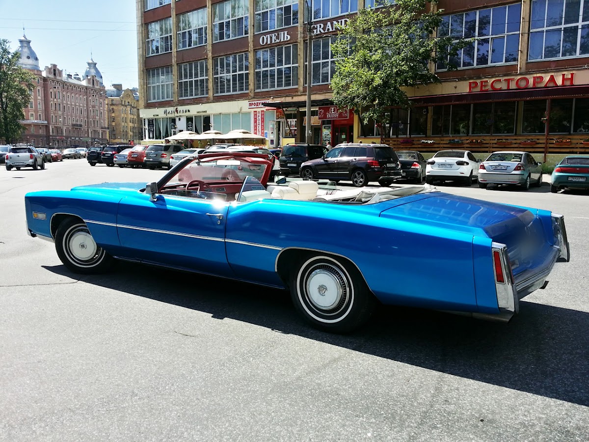 Cadillac Eldorado Blue
