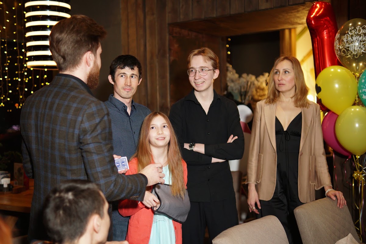 ШОУ "МЕНТАЛИСТ" НА ДНЕ РОЖДЕНИ У СКЕПТИКА