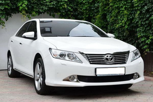 Toyota Camry V50