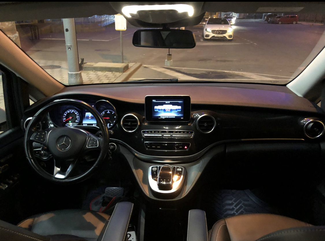 Mercedes v class