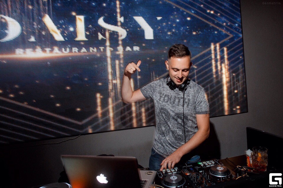 DJ Gines