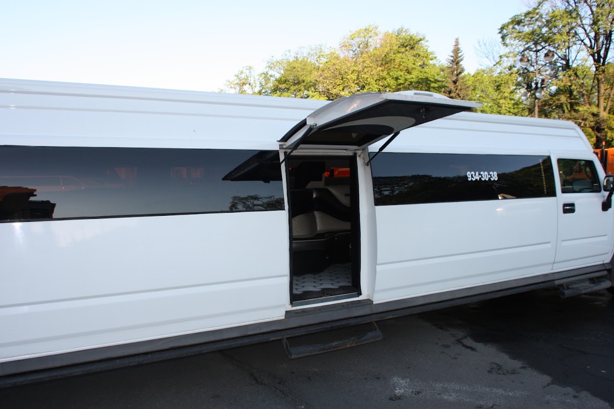 Hummer H2 Hyper Stratch
