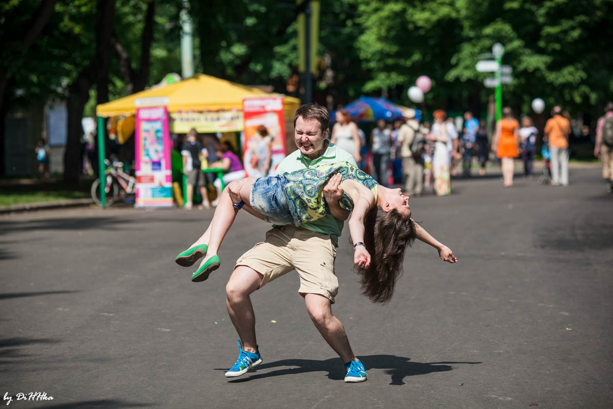 Прогулочный…