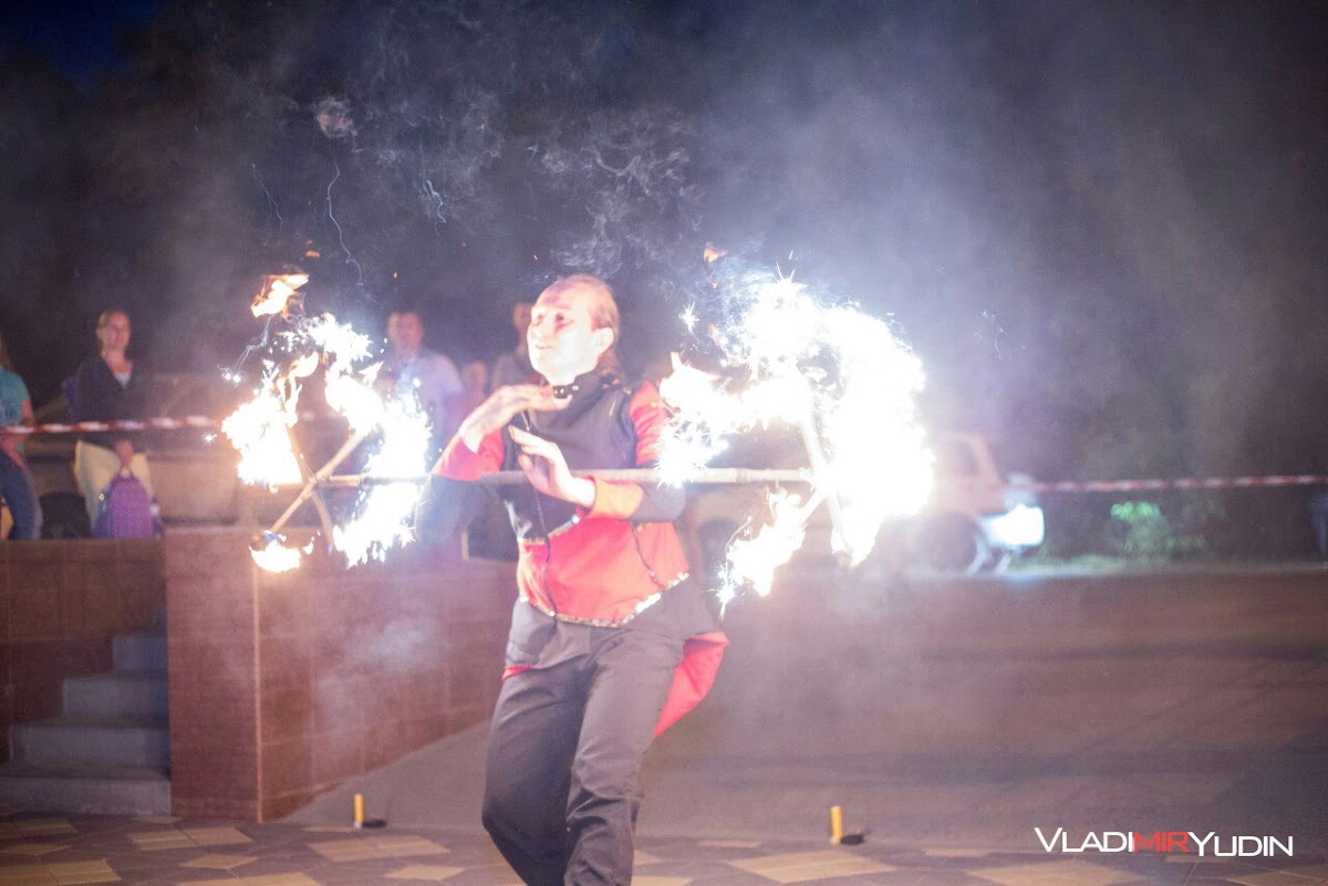 Фаер шоу (Fire show, огненное)