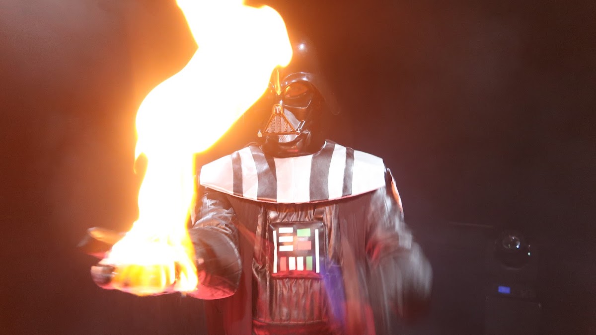DARTH VADER SHOW