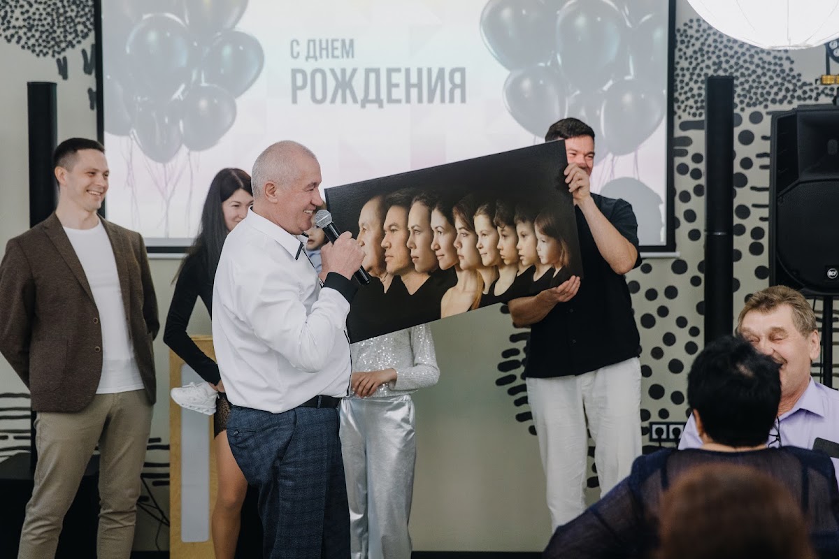 Кадр 163 из 200