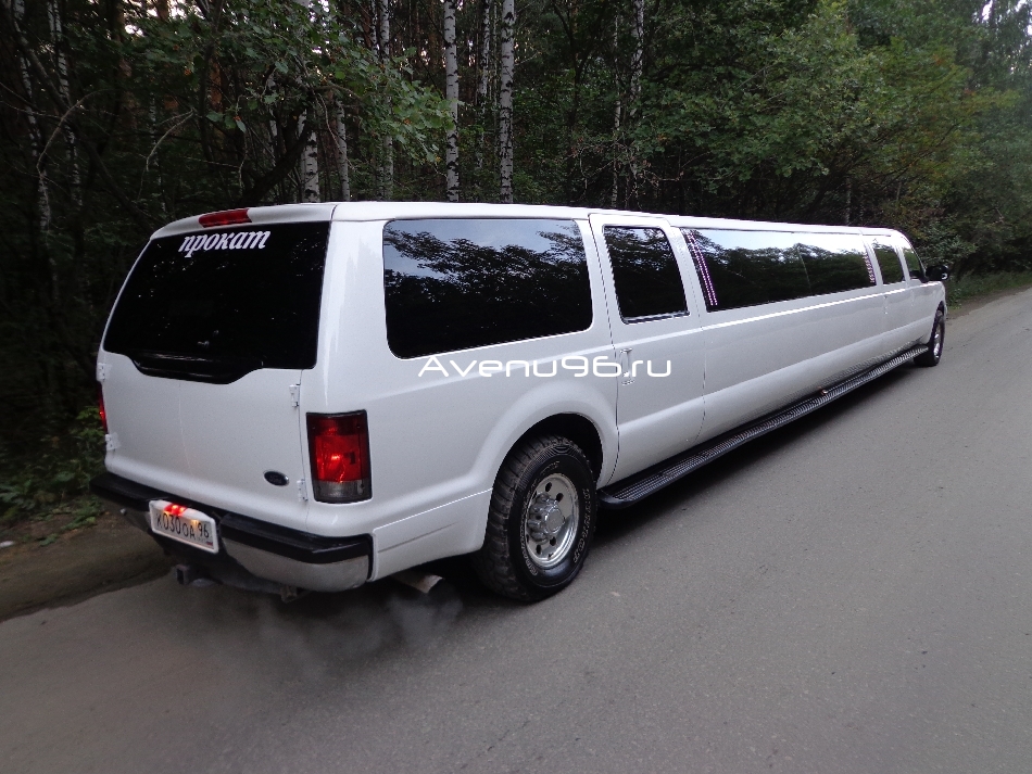 Ford Excursion — кадр 4 из 8