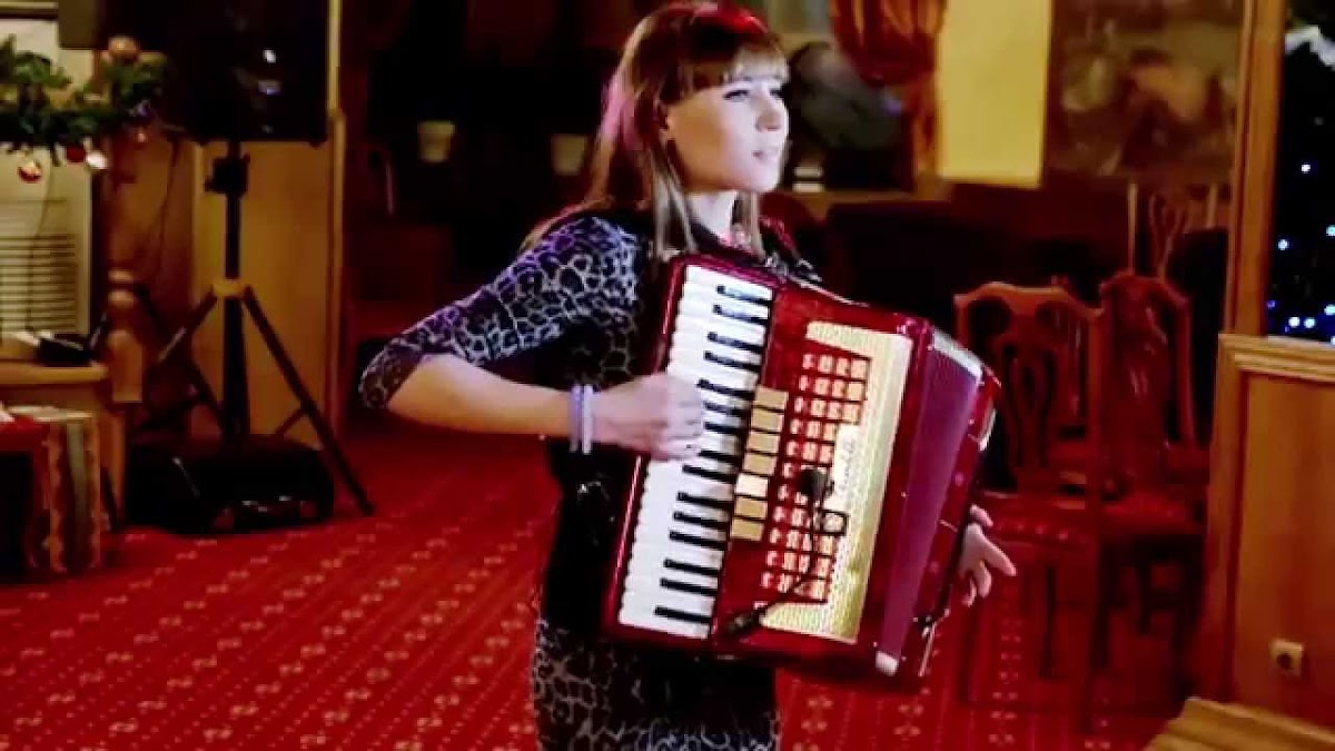 Юлия Загвозкина