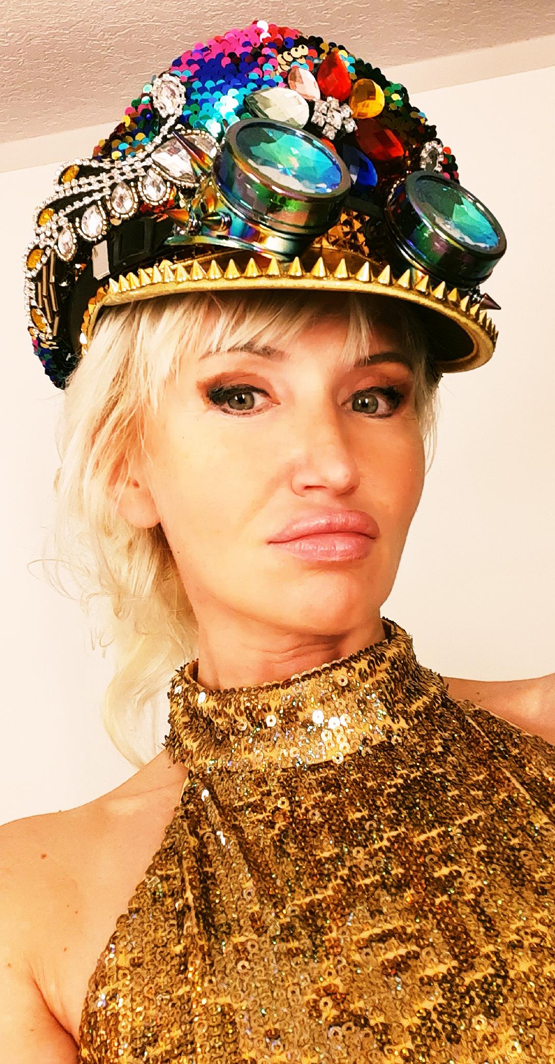 Марина