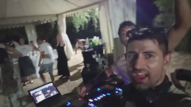 Видео
