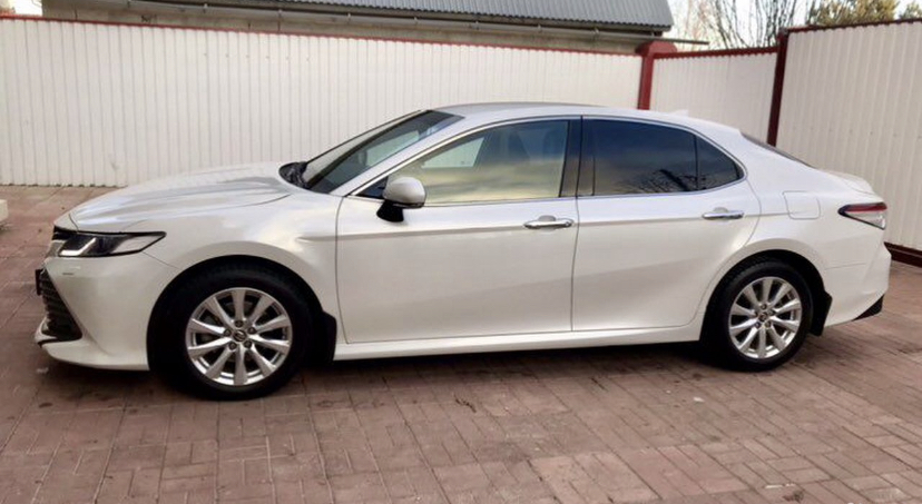 TOYOTA CAMRY V70 — кадр 4 из 6