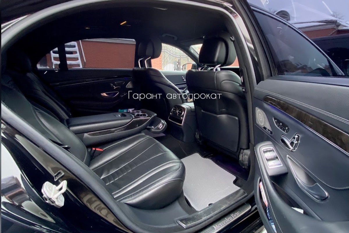 Mercedes Benz S-class 222