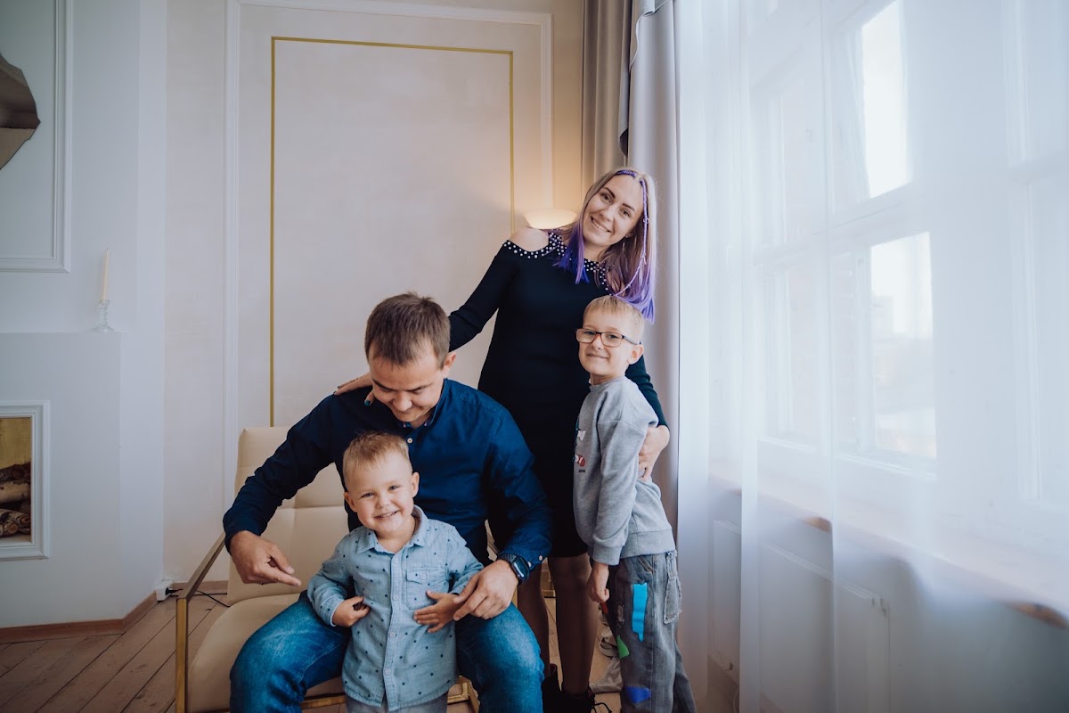Семейная фотосессия в фотостудии