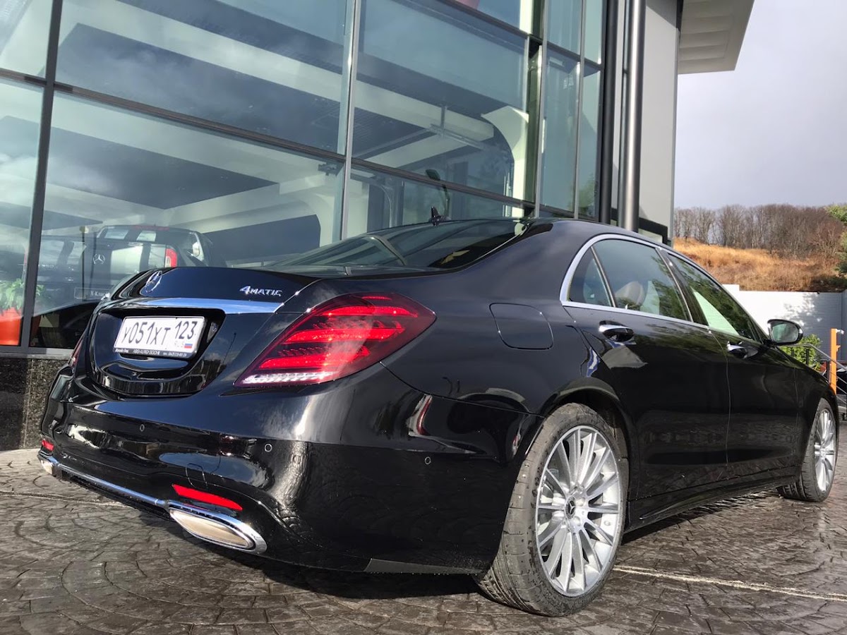 Mercedes-Benz S450