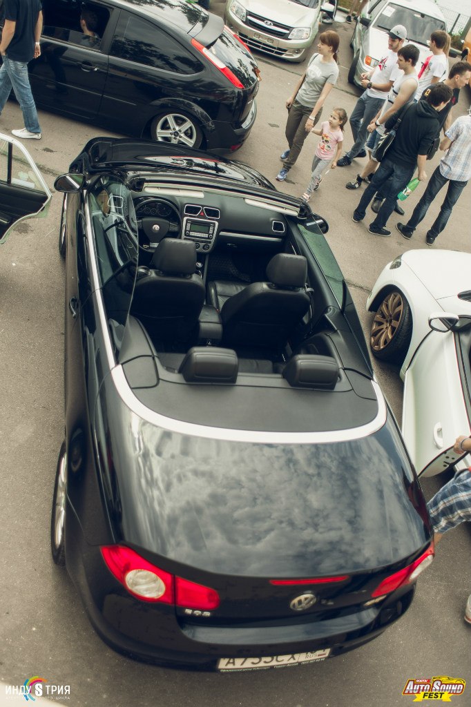 Volkswagen Eos кабриолет — кадр 2 из 6
