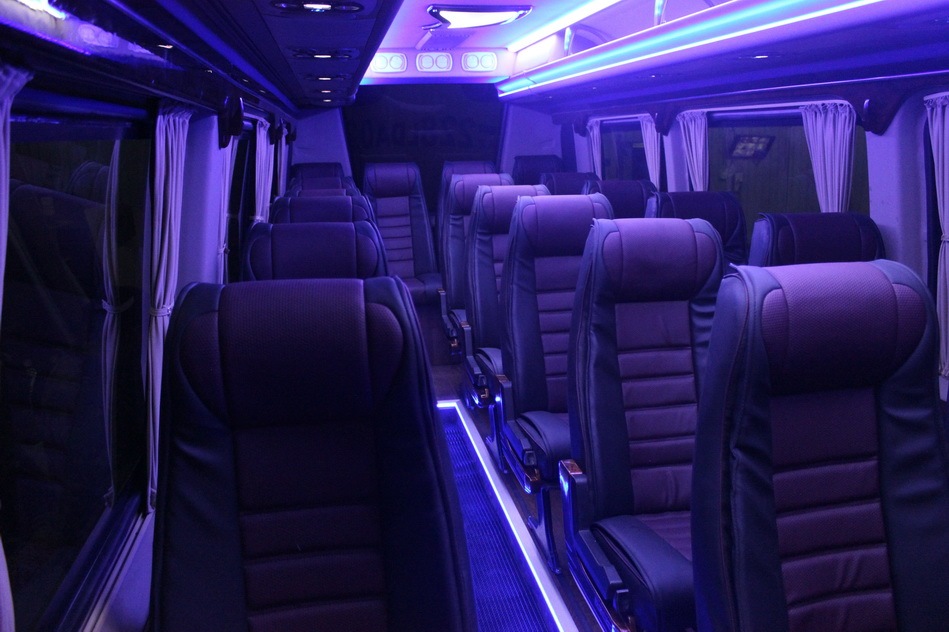 Mercedes Benz Sprinter 20 мест