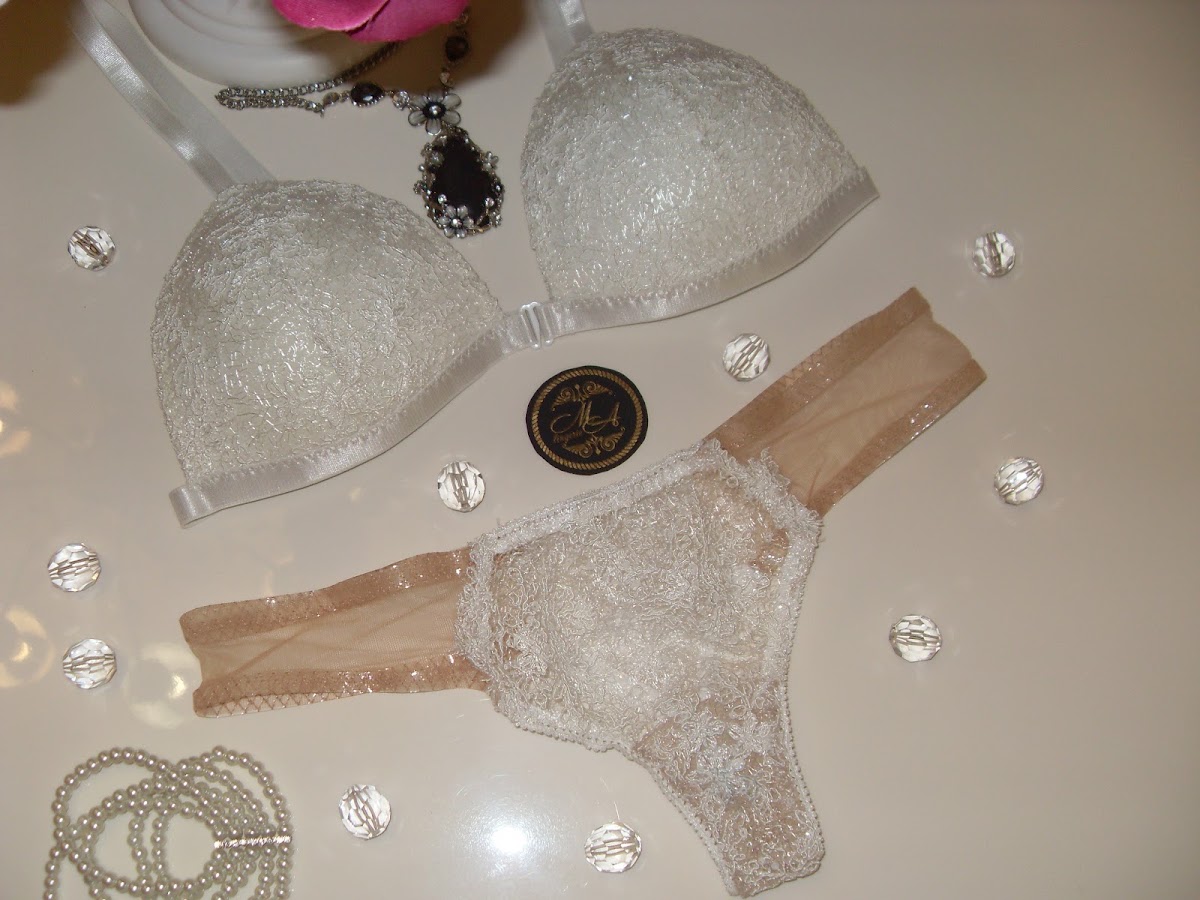M & A _ lingerie