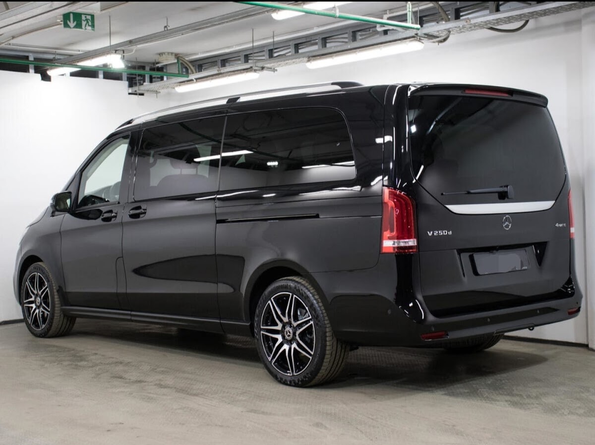 Mercedes-Benz V класс светлый салон — кадр 2 из 10