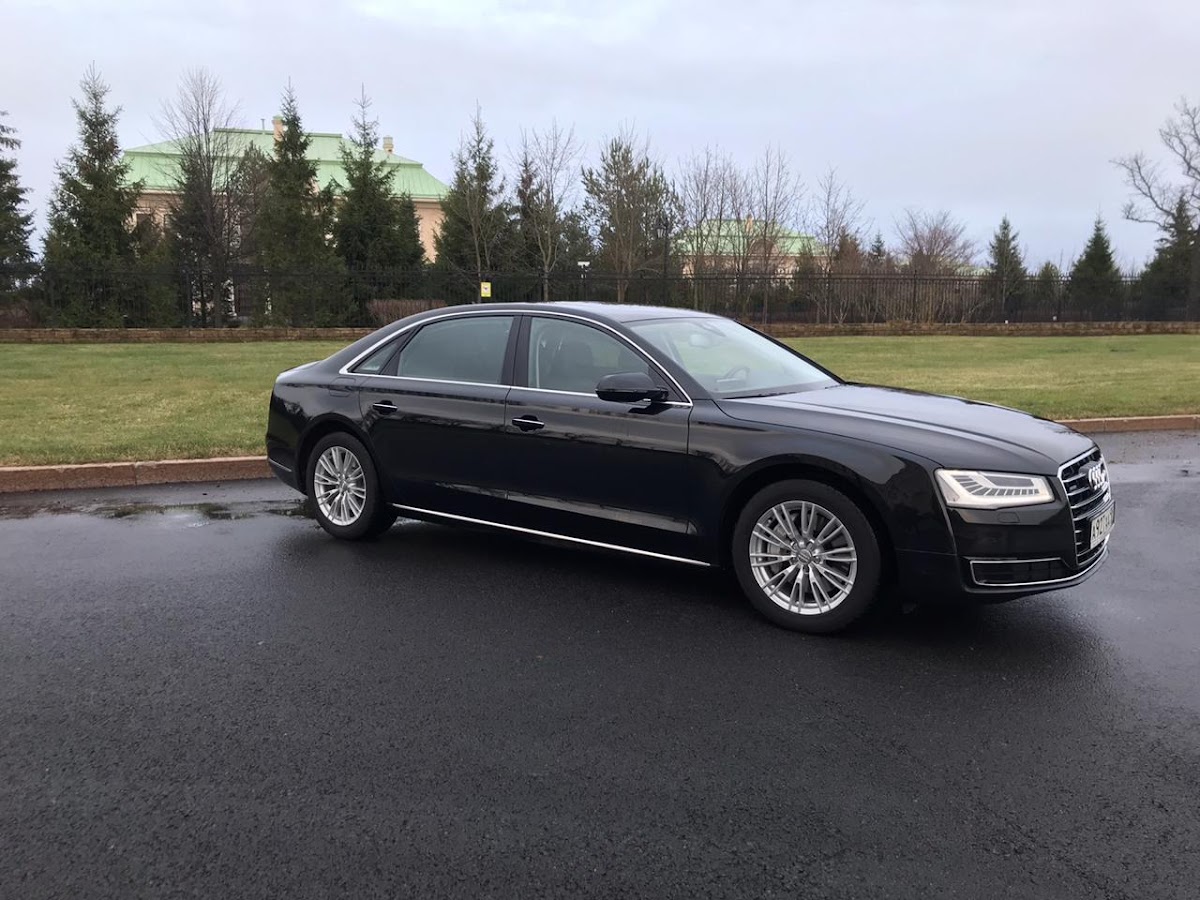 AUDI A8 LONG RESTAYLING