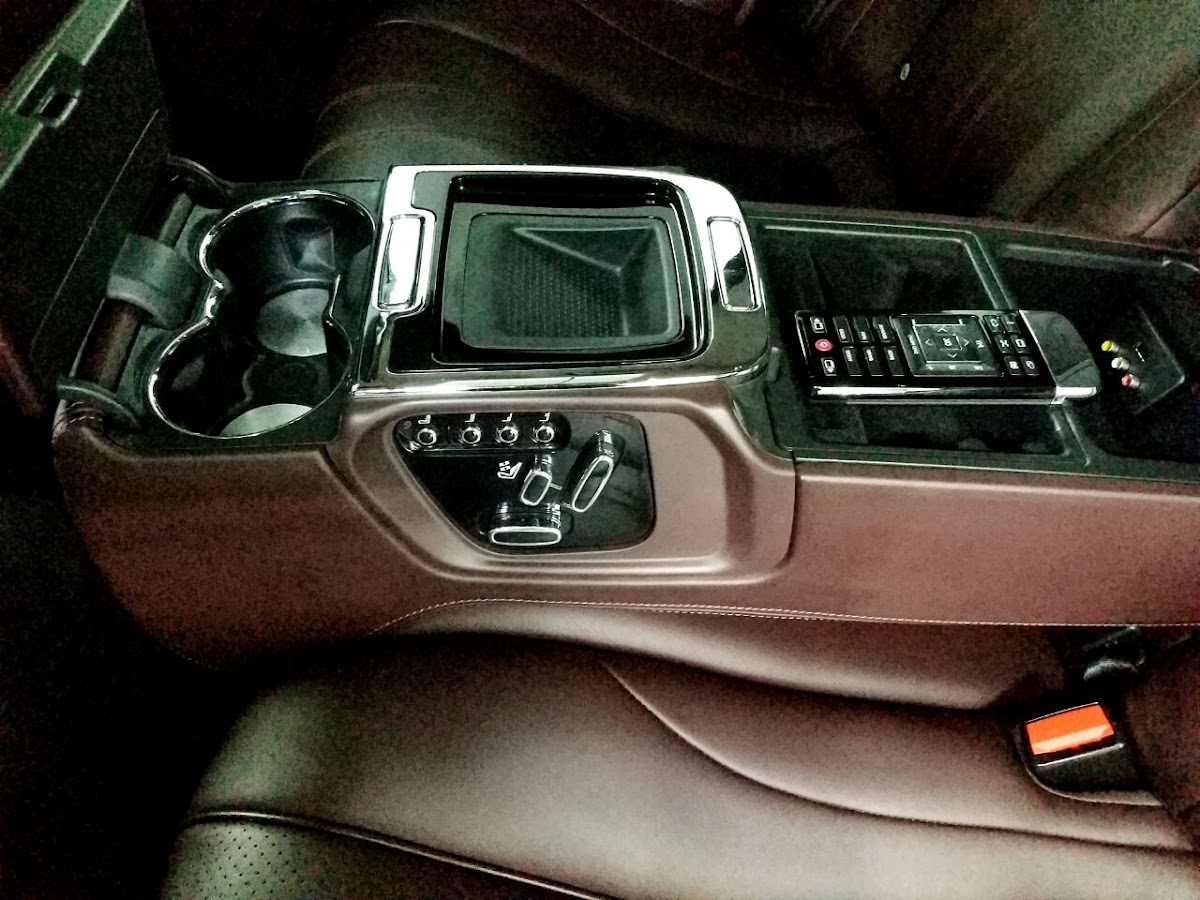 Ягуар XJ