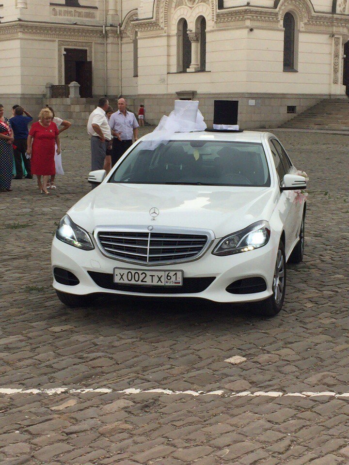 Mercedes E212